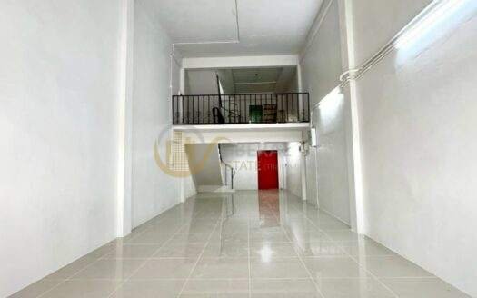 LTH13320 – Commercial for Rent | Rama 9 (Mengjai Intersection) | 308 sqm | 39K/Month | Near MRT Cultural Center | พื้นที่เช่า พระราม 9 (แยกเหม่งจ๋าย)