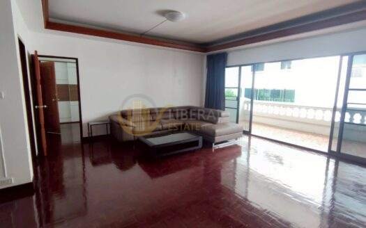 LTH13341 – Apartment for Rent | Aree Mansion Sukhumvit 26 | 180 sqm | 3 Beds 2 Baths | 50K/Month | Pet Friendly | Near BTS Phrom Phong | อพาร์ตเมนต์ให้เช่า อารีย์ แมนชั่น สุขุมวิท 26