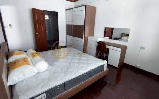 LTH13341 – Apartment for Rent | Aree Mansion Sukhumvit 26 | 180 sqm | 3 Beds 2 Baths | 50K/Month | Pet Friendly | Near BTS Phrom Phong | อพาร์ตเมนต์ให้เช่า อารีย์ แมนชั่น สุขุมวิท 26