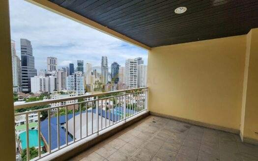 LTHC15598 – Luxury Condo for Rent Asoke | Spacious Family Residence | Near BTS Asoke | 60,000 THB | คอนโดหรูให้เช่า อโศก ห้องใหญ่สำหรับครอบครัว ใกล้ BTS อโศก