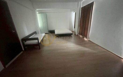 LTH13570 – Office Building/Home Office for Rent | Rama 9 Soi 43 | 900 sqm | 10 Beds 9 Baths | 150K/Month | อาคารสำนักงานให้เช่า พระราม 9 ซอย 43