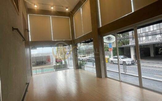 LTH13570 – Office Building/Home Office for Rent | Rama 9 Soi 43 | 900 sqm | 10 Beds 9 Baths | 150K/Month | อาคารสำนักงานให้เช่า พระราม 9 ซอย 43