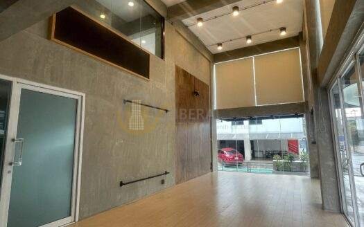 LTH13570 – Office Building/Home Office for Rent | Rama 9 Soi 43 | 900 sqm | 10 Beds 9 Baths | 150K/Month | อาคารสำนักงานให้เช่า พระราม 9 ซอย 43