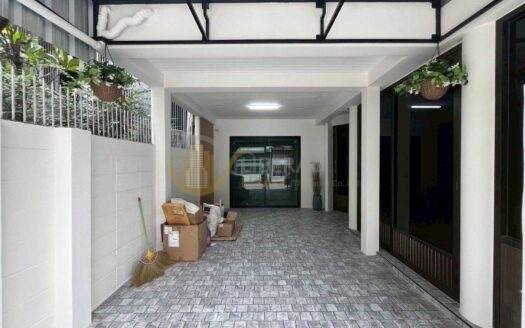 LTH13587 – Townhome for Sale | Sathupradit 29 Yannawa – Rama 3 | 200 sqm | 8.89 MB | ทาวน์โฮมขาย สาธุประดิษฐ์ 29 ยานนาวา พระราม 3