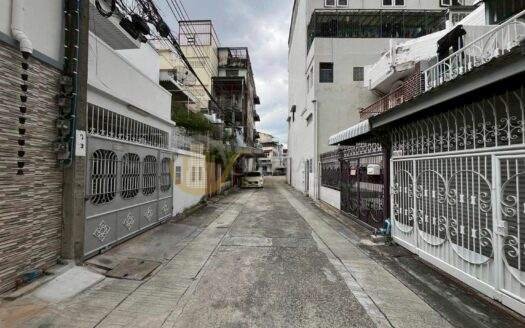 LTH13587 – Townhome for Sale | Sathupradit 29 Yannawa – Rama 3 | 200 sqm | 8.89 MB | ทาวน์โฮมขาย สาธุประดิษฐ์ 29 ยานนาวา พระราม 3