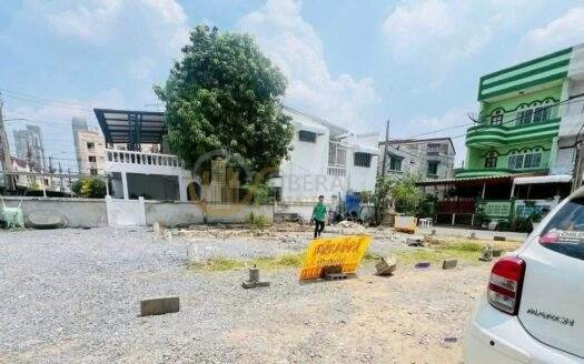 LTHC13594 – Land for Sale | Nak Niwat 42 | 67.2 sq.wah | 4.84 MB | ที่ดินขาย นาคนิวาส 42