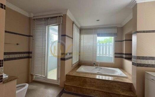 LTH13640 – House for Rent/Sale | Perfect Village, Master Peach, Rama 9 | 300 sqm | 4 Beds 6 Baths | Rent 200K/Month | Sale 33.9 MB | บ้านให้เช่า/ขาย เพอร์เฟค วิลเลจ มาสเตอร์พีช พระราม 9