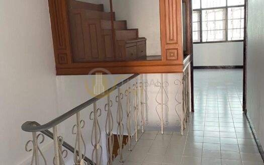 LTH13648 – Townhouse for Rent ทาวน์เฮ้าส์ให้เช่า at Pracharat Bamphen 9 (Huai Khwang) Size — sqm. 3 beds 4 baths Near MRT Huai Khwang ONLY 40K/Month