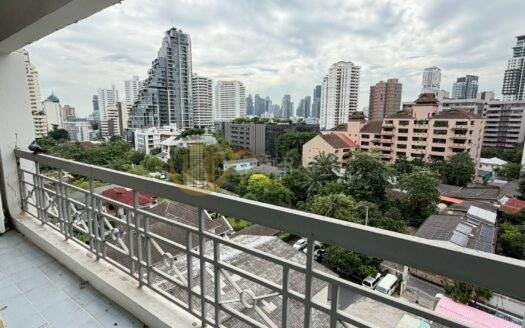 LTH13725 – Condo for Rent | Royal Castle Sukhumvit 39 | 140 sqm | 3 Beds 2 Baths | Near BTS Phrom Phong | 55K/Month | คอนโดให้เช่า รอยัลคาสเซิล สุขุมวิท 39