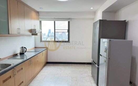 LTH13724 – Condo for Rent | Royal Castle Sukhumvit 39 | 110 sqm | 2 Beds 2 Baths | Near BTS Phrom Phong | 45K/Month | คอนโดให้เช่า รอยัลคาสเซิล สุขุมวิท 39