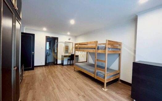 LTH13758 – Condo for Sale | Acadamie Grand Tower | 194 sqm | 3 Beds 2 Baths | Near BTS Phrom Phong | 22.90 MB | คอนโดขาย อะคาเดมี แกรนด์ ทาวเวอร์