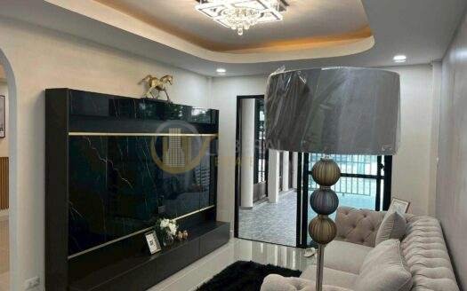 LTHC13849 – Townhouse for Sale | Sathu Pradit 29 | 200 sqm | 3 Beds 2 Baths | Near BTS Surasak | 8.89MB | ทาวน์เฮาส์ขาย สาธุประดิษฐ์ 29