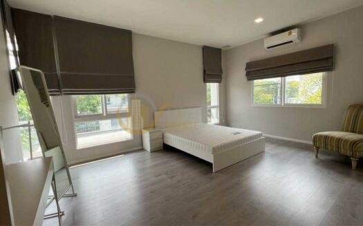 LTH13906 – House for Rent | Mantana Bangna–Wongwaen | 222 sqm | 4 Beds 5 Baths | Near BTS Bang Na | 140K/Month | บ้านให้เช่า มัณฑนา บางนา-วงแหวน