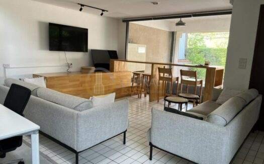 LTH13914 – Home Office for Rent | Phrom Phong | 330 sqm | 3 Beds 4 Baths | Near BTS Phrom Phong | 140K/Month | โฮมออฟฟิศให้เช่า พร้อมพงษ์