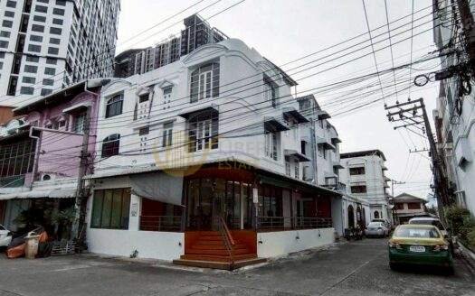 LTH13953 – Townhome for Sale | Rama 9 Soi 11 | 320 sqm | 4 Beds 6 Baths | Near MRT Rama 9 / BTS Nana | 12.5 MB | ทาวน์โฮมขาย พระราม 9