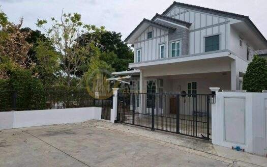 LTH13995 – House for Rent | Villaggio 3 Srinakarin–Bangna | 180 sqm | 5 Beds 3 Baths | Near Mega Bangna | 95K/Month | บ้านให้เช่า วิลลาจจิโอ 3 ศรีนครินทร์–บางนา