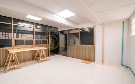 LTH14039 – Commercial for Rent | Rama 3 | 576 sqm | 4 Rooms 4 Baths | Near BTS Chong Nonsi | 65K/Month | อาคารพาณิชย์ให้เช่า พระราม 3