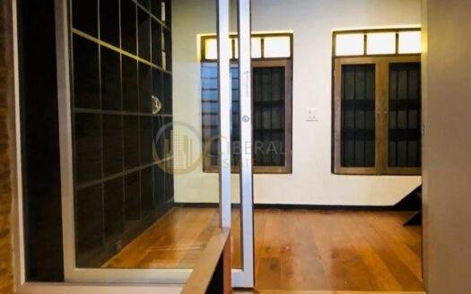 LTH14034 – Commercial for Rent | Bangrak | 137 sqm | 4 Storey | Near BTS Saphan Taksin | 120K/Month | อาคารพาณิชย์ให้เช่า บางรัก