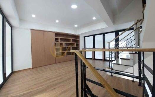 LTH14040 – Home Office for Rent | H-Cape Biz Sector | 295 sqm | 3+ Rooms 3 Baths | Near BTS On Nut | 75K/Month | โฮมออฟฟิศให้เช่า เอชเคป บิซ เซคเตอร์