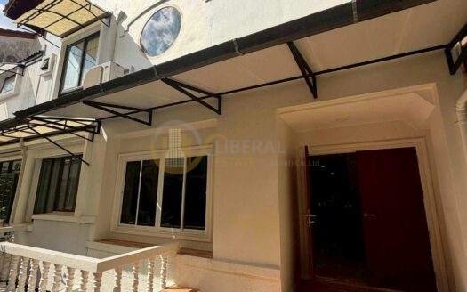 LTH14258 – Townhome for Rent | Saint Louis | 300 sqm | 4 Beds 6 Baths | Near BTS Saint Louis | 60K/Month | ทาวน์โฮม/โฮมออฟฟิศให้เช่า เซนต์หลุยส์