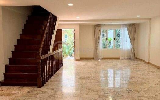 LTH14258 – Townhome for Rent | Saint Louis | 300 sqm | 4 Beds 6 Baths | Near BTS Saint Louis | 60K/Month | ทาวน์โฮม/โฮมออฟฟิศให้เช่า เซนต์หลุยส์