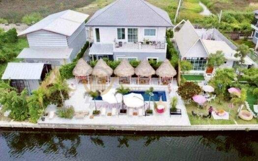 LTH14337 – House / Pool Villa for Sale | Ekkachai Lake Ville | Land 286 sq.wah | Usable Area 288 sqm | 4 Beds 3 Baths | Near BTS Wutthakat | 30MB | บ้านพร้อมสระว่ายน้ำขาย เอกชัย เลค วิลล์