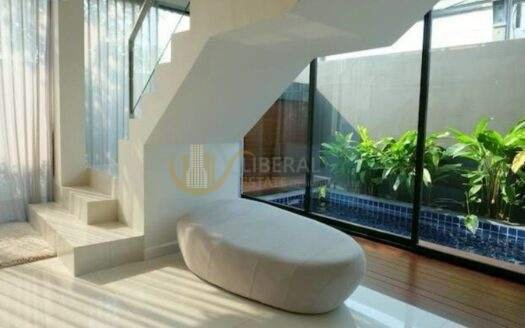 LTH14341 – House for Rent | House / Pool Villa Ekkamai 22 Sukhumvit 71 | 450 sqm | 3 Beds 5 Baths | Near BTS Ekkamai | 140K/Month | บ้านพูลวิลล่าให้เช่า เอกมัย 22 สุขุมวิท 71