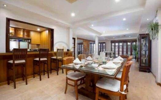 LTH14503 – Townhouse for Rent | Townhouse Sukhumvit 39 | 37 sq.w. 440 sqm | 4 Beds 4 Baths | Near BTS Phrom Phong | 100K/Month | ทาวน์เฮ้าส์ให้เช่า สุขุมวิท 39