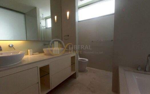 LTH14510 – Condo for Sale | Domus Sukhumvit 16 | 102 sqm | 2 Beds 2 Baths | Near BTS Asoke | 22.5 MB | คอนโดขาย โดมัส สุขุมวิท 16