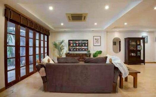 LTH14503 – Townhouse for Rent | Townhouse Sukhumvit 39 | 37 sq.w. 440 sqm | 4 Beds 4 Baths | Near BTS Phrom Phong | 100K/Month | ทาวน์เฮ้าส์ให้เช่า สุขุมวิท 39