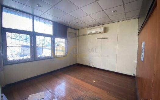 LTH14549 – Townhome for Rent | Ekkamai 12 | 24 sq.w. | 200 sqm | 3 Beds 2 Baths | Near BTS Ekkamai | 50K/Month | ทาวน์โฮมให้เช่า เอกมัย 12