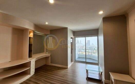 LTH14592 – Condo for Rent | Saichol Mansion | 339 sqm | 4 Beds 5 Baths | Near BTS Krung Thon Buri | 85K/Month | คอนโดให้เช่า สายชล แมนชั่น