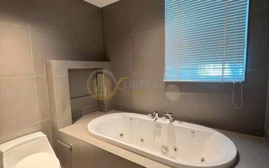 LTH14654 – Condo for Rent | Athenee Residence | 133 sqm | 2 Bedrooms 2 Bathrooms | Luxury Spacious Layout High Floor City Living | Near BTS Phloen Chit | 90,000 THB/Month | คอนโดให้เช่า แอทธินี เรสซิเดนซ์ 133 ตร.ม. 2 ห้องนอน 2 ห้องน้ำ ห้องกว้างหรู ชั้นสูง ใจกลางเมือง ใกล้ BTS เพลินจิต ราคาเช่าคุ้มค่า 90,000 บาท/เดือน