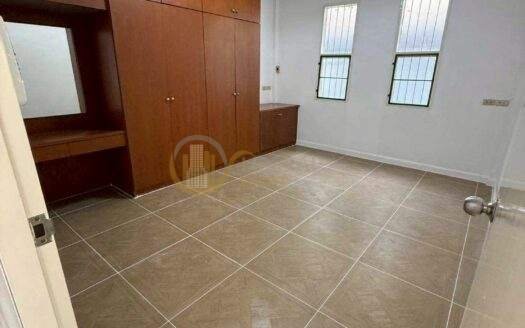 LTH14666 – พื้นที่กว้าง บ้านที่พร้อมให้คุณสร้างมุมโปรด| House for Rent | Sukhumvit 36 | 160 sqm | 3 Bedr 3 Bath || Near BTS Thong Lo | 55,000 THB/Month | บ้านให้เช่า สุขุมวิท 36 พื้นที่ใช้สอย 160 ตร.ม. 3 ห้องนอน 3 ห้องน้ำ ใกล้ BTS ทองหล่อ ราคาเช่าคุ้มค่า 55,000 บาท/เดือน