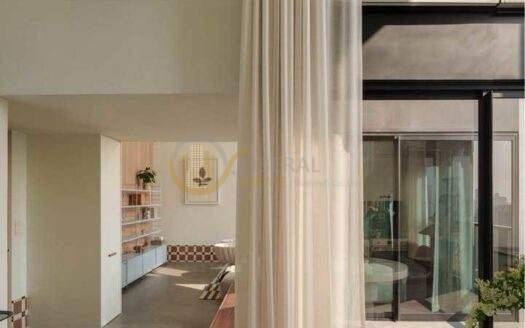 LTH14690 – ห้องเช่าราคาเริ่ด ! ห้องสวยมากห้ามพลาดเด็ดขาดCondo for Rent | The Lofts Silom Duplex | 122 sqm | 2 Bedrooms 2 Bathrooms | Luxury Duplex High Floor Spacious City Living Best Value | Near BTS Surasak | 140,000 THB/Month | คอนโดดูเพล็กซ์ให้เช่า The Lofts Silom ขนาด 122 ตร.ม. 2 ห้องนอน 2 ห้องน้ำ ห้องเพดานสูง พื้นที่กว้าง ทำเลดี ใกล้ BTS สุรศักดิ์ ราคาเช่าคุ้มค่า 140,000 บาท/เดือน