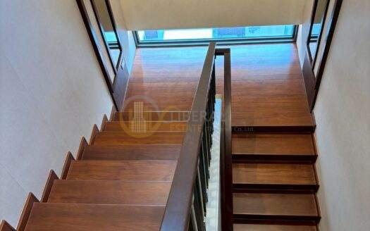 LTH14708 – ขายด่วน! คอนโดกว้างหน้าซื้อ | Condo for Sale | Ploen Chit Terrace | 374 sqm | 3 Bedrooms 3 Bathrooms | Luxury Spacious Penthouse Prime Location Best Value | Near BTS Ploen Chit | 82.39 MB | คอนโดขาย Ploen Chit Terrace ขนาด 374 ตร.ม. 3 ห้องนอน 3 ห้องน้ำ ห้องใหญ่พิเศษ ทำเลเพลินจิต ใกล้ BTS เพลินจิต ราคาคุ้มค่า 82.39 ล้านบาท