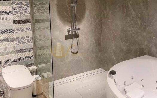 LTH14739 – Condo for Sale | Na Vara Residence Duplex | 182 sqm | 3 Bedrooms 4 Bathrooms | Luxury Duplex Spacious Layout Prime Location Best Value | Near BTS Chitlom | 45,000,000 THB | ขายคอนโดดูเพล็กซ์หรู Na Vara Residence ห้องใหญ่ ทำเลดี ใกล้ BTS ชิดลม ราคา 45 ล้านบาท