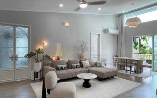 LTH14751 – Condo for Sale | The Bangkok Sukhumvit 61 | 96 sqm | 2+1 Bedrooms 2 Bathrooms | Luxury Spacious Layout Prime Location Attractive Price | Near BTS Ekkamai | 18,000,000 THB | คอนโดหรู The Bangkok สุขุมวิท 61 ห้องใหญ่ ทำเลดี ราคาคุ้ม ใกล้ BTS เอกมัย ราคา 18 ล้านบาท