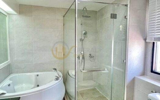 Luxury Penthouse for Rent Sukhumvit | Modern Living High Floor | Near BTS Asoke | 250,000 THB | เพนท์เฮาส์หรูให้เช่า สุขุมวิท ชั้นสูง ใกล้ BTS อโศก ⸻LTH14776