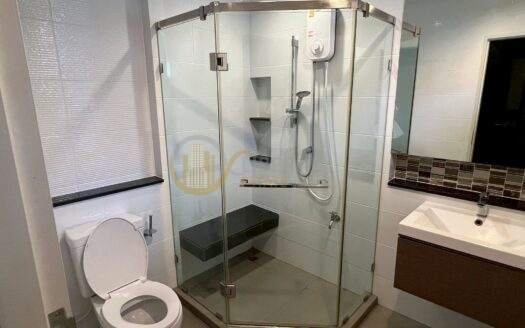 LTH14760 – House for Rent | Burasiri Wongwaen Onnut | 230 sqm | 4 Beds 3 Baths | Luxury Spacious Family Home Prime Location Best Value | Near APL Lat Krabang | 120,000 THB/month | บ้านหรูให้เช่า บุราสิริ วงแหวน อ่อนนุช บ้านกว้าง เหมาะสำหรับครอบครัว ทำเลดี ใกล้ Airport Rail Link ลาดกระบัง ราคา 120,000 บาท/เดือน