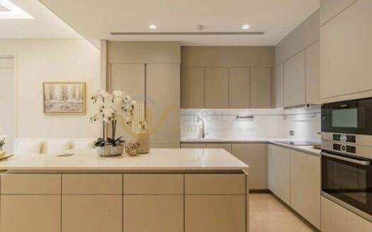 Luxury Condo for Rent Chidlom | City Lifestyle Luxury | Near BTS Chidlom | 300,000 THB/Month | คอนโดหรูให้เช่า ชิดลม ไลฟ์สไตล์เมือง หรูหรา ใกล้ BTS ชิดลม 300,000 บาท/เดือน – LTHC14795
