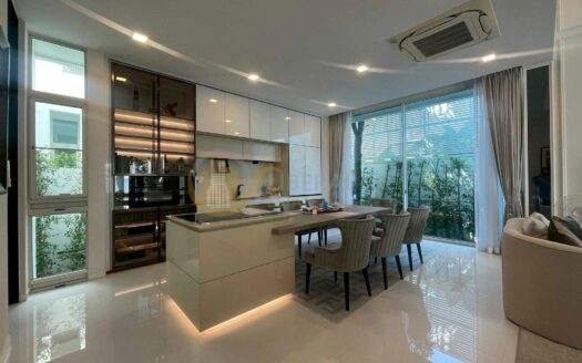 Luxury House for Rent Ekkamai-Ramindra | Family Home Prime Location | Near BTS Mayalap | 220,000 THB/Month | บ้านหรูให้เช่า เอกมัย-รามอินทรา ทำเลดี เหมาะครอบครัว ใกล้ BTS มัยลาภ 220,000 บาท/เดือน – LTH14859