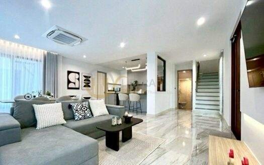 Luxury House for Rent Udom Suk | Family Home Prime Location | Near BTS Udom Suk | 125,000 THB/Month | บ้านหรูให้เช่า อุดมสุข ทำเลดี เหมาะครอบครัว ใกล้ BTS อุดมสุข 125,000 บาท/เดือน – LTH14861