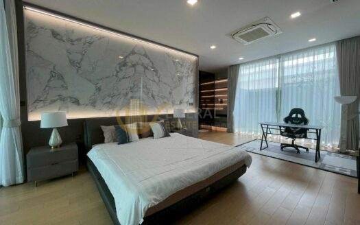 Luxury House for Rent Ekkamai-Ramindra | Family Home Prime Location | Near BTS Mayalap | 220,000 THB/Month | บ้านหรูให้เช่า เอกมัย-รามอินทรา ทำเลดี เหมาะครอบครัว ใกล้ BTS มัยลาภ 220,000 บาท/เดือน – LTH14859