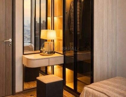 Prime River View Condo for Rent | Saphan Taksin | Relaxed Living in the City | Near BTS Saphan Taksin | 79,000 THB/Month | คอนโดสะพานตากสิน วิวแม่น้ำ อยู่สบาย ใจกลางเมือง ใกล้ BTS – LTH14943