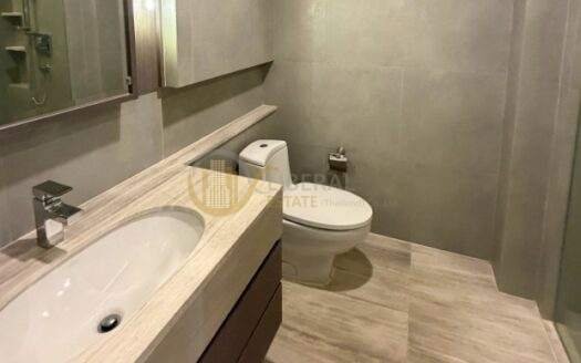 💼 Luxury Condo for Sale | Sathorn | Perfect Home for City Professionals | Near BTS Surasak | 22,900,000 THB | คอนโดหรู สาทร เหมาะคนทำงาน ใจกลางธุรกิจ เดินทางง่าย ใกล้ BTS สุรศักดิ์ – LTH14965