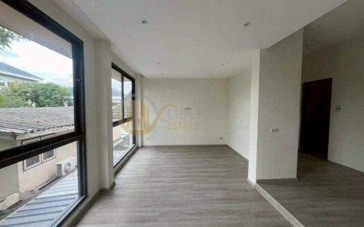 Luxury House for Sale Sukhumvit 71 | Family Home Luxury | Near BTS Phra Khanong | 28,000,000 THB | บ้านหรูขาย สุขุมวิท 71 เหมาะสำหรับครอบครัว หรูหรา ใกล้ BTS พระโขนง 28,000,000 บาท – LTH14977