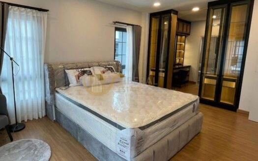 Luxury House for Rent Bangna | Family Home Luxury | Near BTS Bangna | 130,000 THB/Month | บ้านหรูให้เช่า บางนา เหมาะสำหรับครอบครัว หรูหรา ใกล้ BTS บางนา 130,000 บาท/เดือน – LTH14989