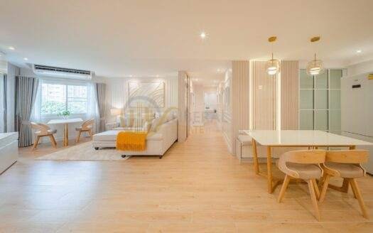 LTH15026 – Spacious Condo Prime Location for Rent Chong Nonsi | City Lifestyle Best Value | Near BTS Chong Nonsi | 58,000 THB | คอนโดให้เช่า ช่องนนทรี ห้องกว้าง ทำเลดี คุ้มค่า ใกล้ BTS ช่องนนทรี