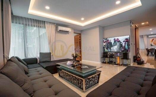 LTH15041 – Luxury House Private Pool for Rent Phrom Phong | Family Living Best Value | Near BTS Phrom Phong | 580,000 THB | บ้านให้เช่า พร้อมพงษ์ มีสระส่วนตัว ครอบครัวอยู่สบาย คุ้มค่า ใกล้ BTS พร้อมพงษ์